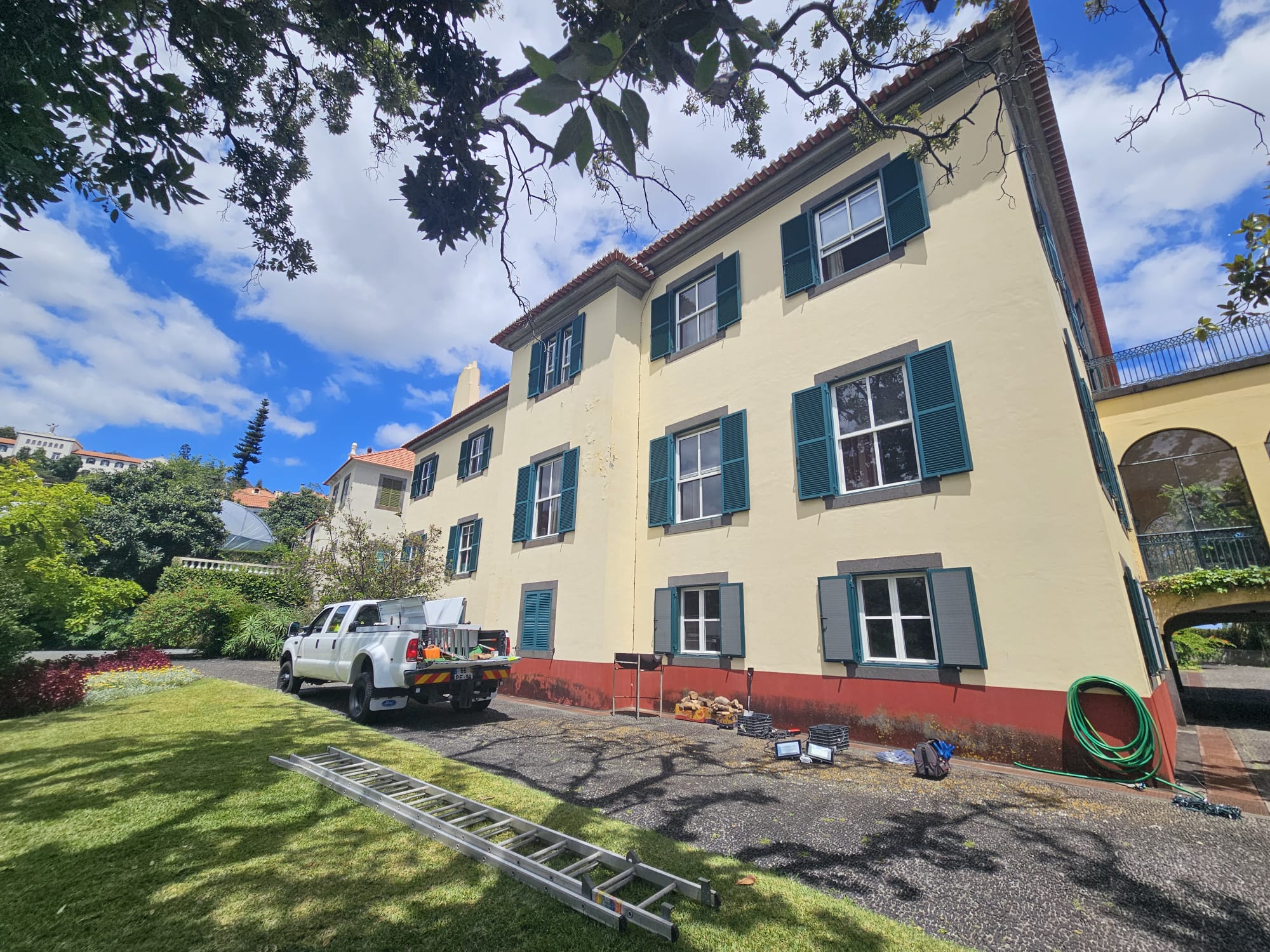A Madeira property with the maintenance truck outside